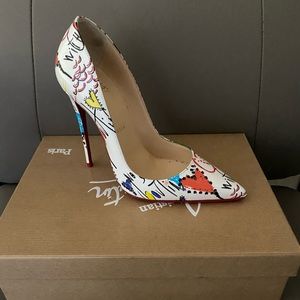 Christian Louboutin So Kate White Graffiti New worn once